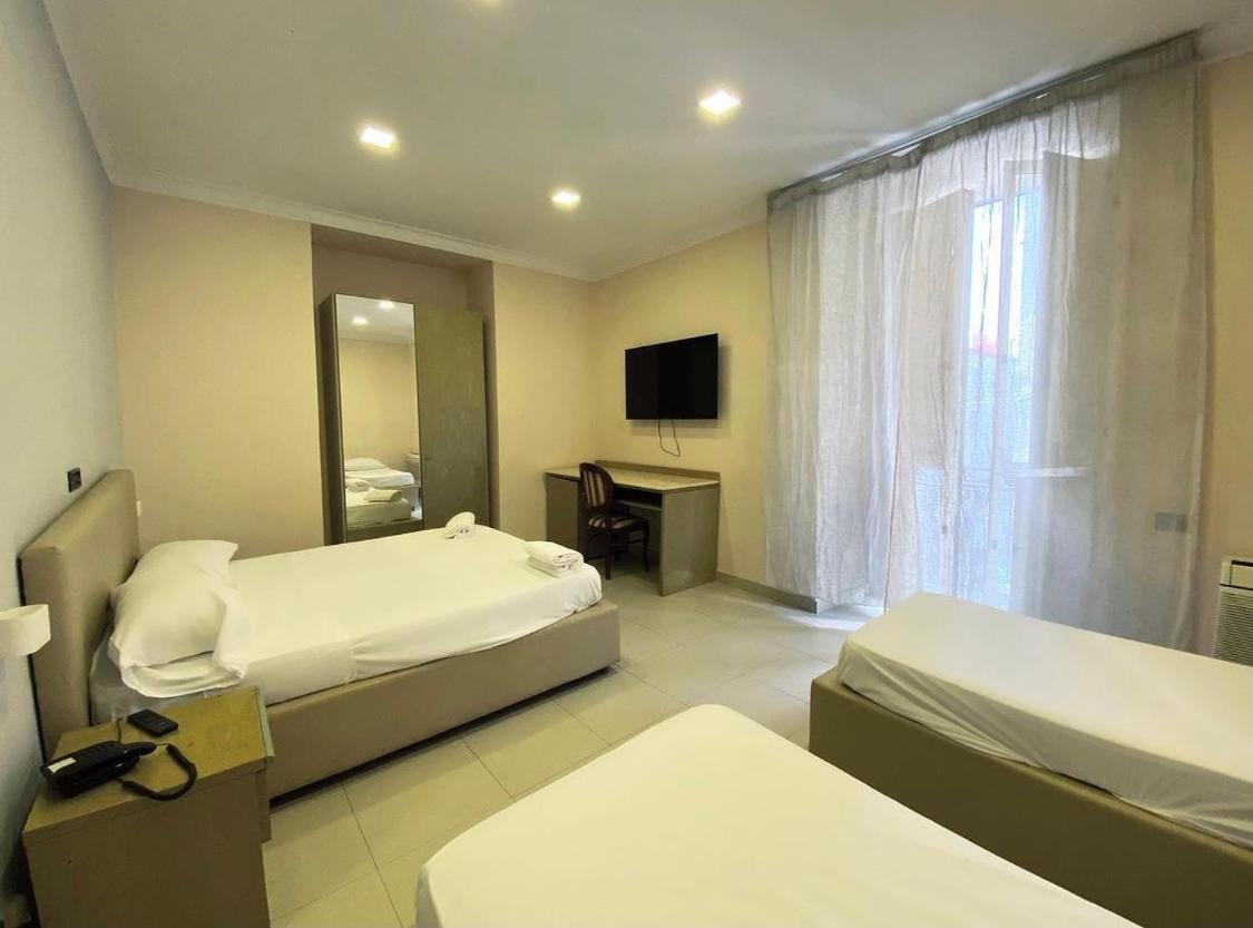 Hotel La Pace Napoli Eksteriør billede
